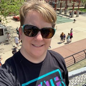 Meet your Posher, Allison